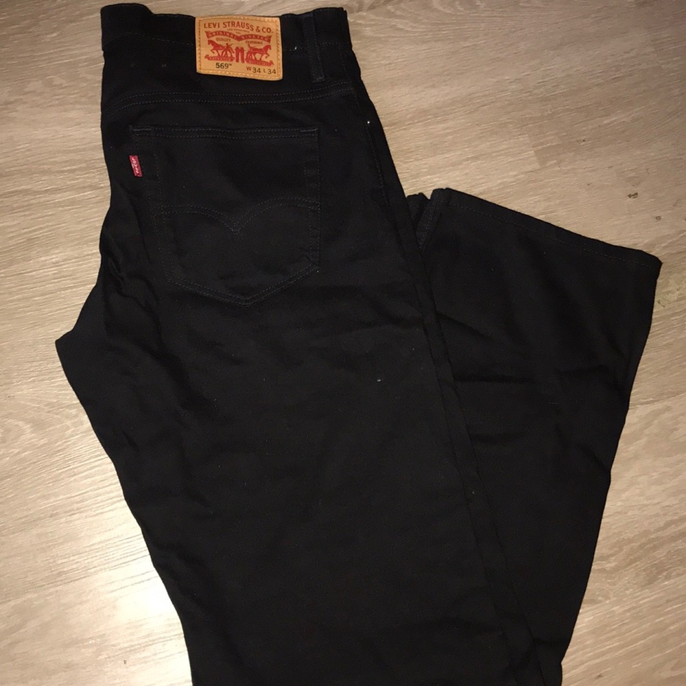 Black Men’s Levi Jeans